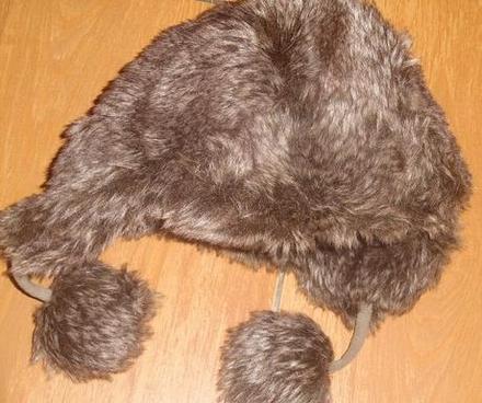 Next kožušinová ušianka s brmbolcami, next,104