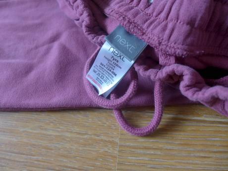 Teplaky next, next,122