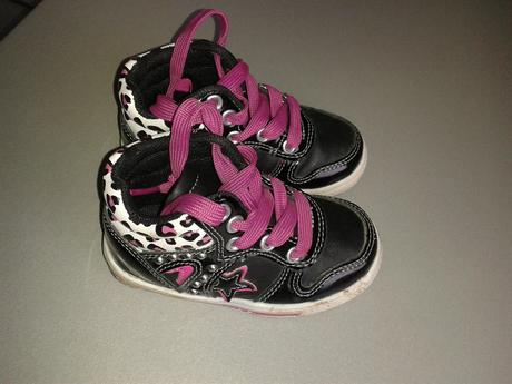 Tenisky pre malu kocku, deichmann,21