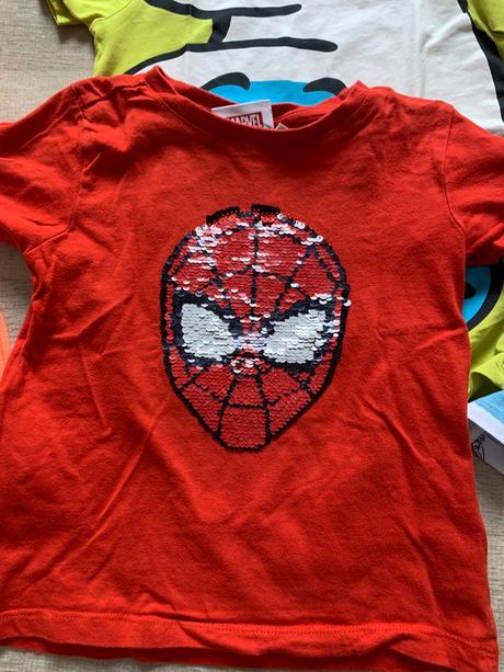 Tricko s meniacimi flitrami spiderman, marvel,110
