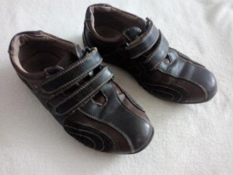 Celokožené topánky, 33