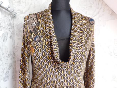 Kvalitne upletove šaty, 38