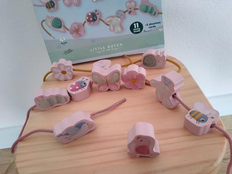 Little dutch drevené korále kvety a motýle,