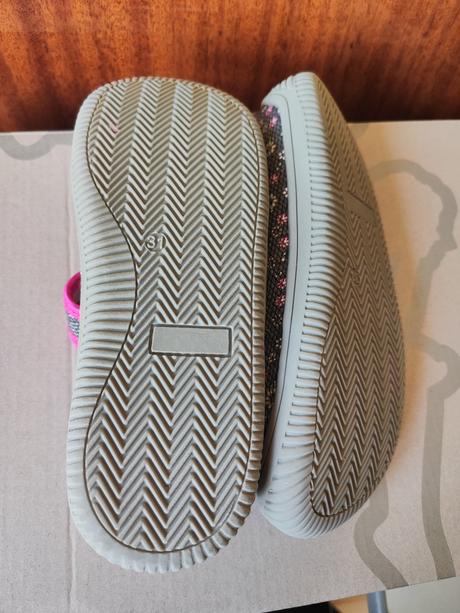 Prezývky/sandalky, protetika,31