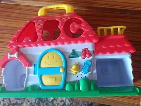 Vkladacka domček hrá, 