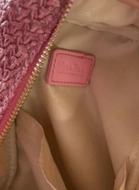 Malý batôžtek deezee, 