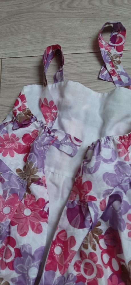 Letne balónové saty, 128