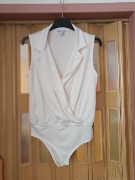 Elegantny top, new yorker,m