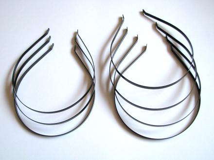 Čierne kovové čelenky, 