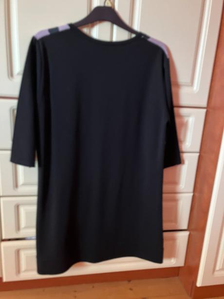 Úpletové šaty, 42