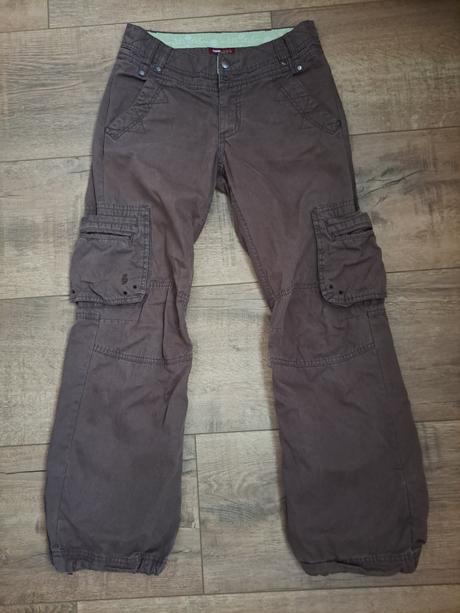 Dievcenske kapsáče, h&m,152