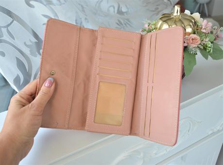 Prešívaná peňaženka, 