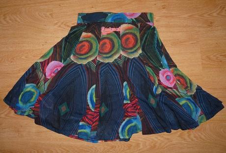 Farebna lahka sukna, desigual,s