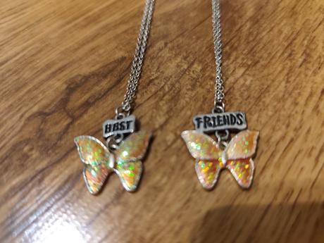 Best friends náhrdelníky, 