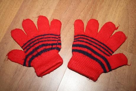 Malé rukavičky, 74