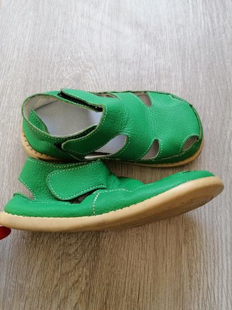 Zelené sandalky, 26