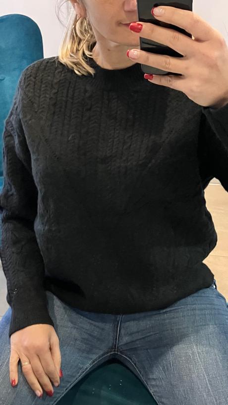 Sveter zo vzorovaného úpletu čierny (uni), l / m / s / xl