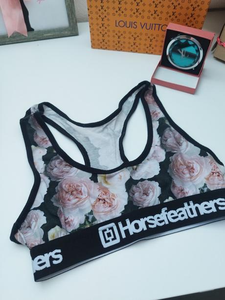 Horsefeathwes podrsenka, horsefeathers,s