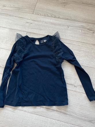 Tričko s volánmi, 122