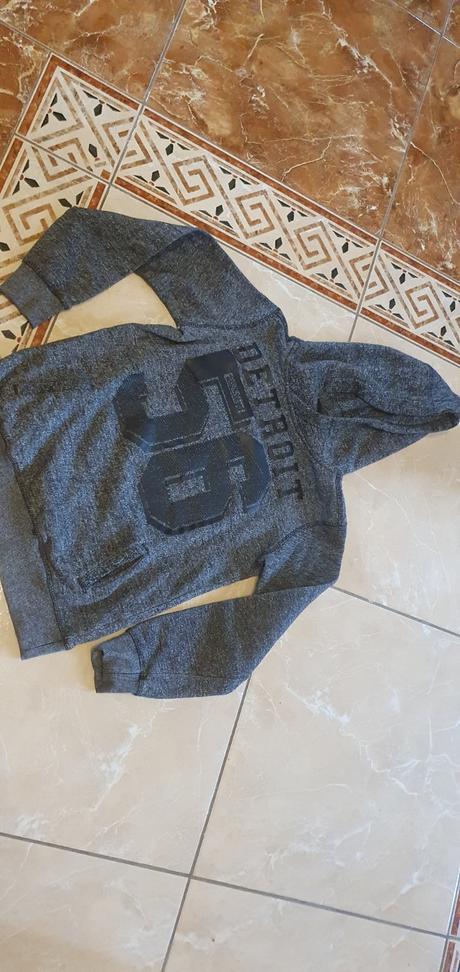 Mikina, chapter young,146