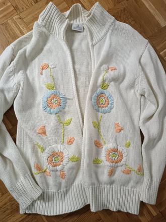 Sveter, authentic,l
