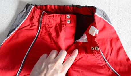 Červeno-sivé bermudy, 116