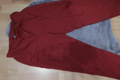 Znackove nohavice asos, m