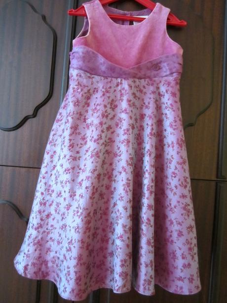 Šatičky--next--92, next,92