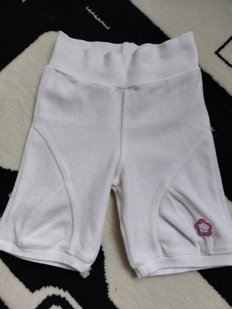 Krátke semisove nohavice, 92