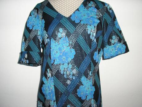 1085. prílež. šaty, xl