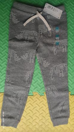 Teplé kvalitné tepláky, marks & spencer,116