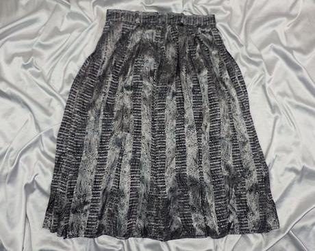 Luxusná vintage sukňa, 40