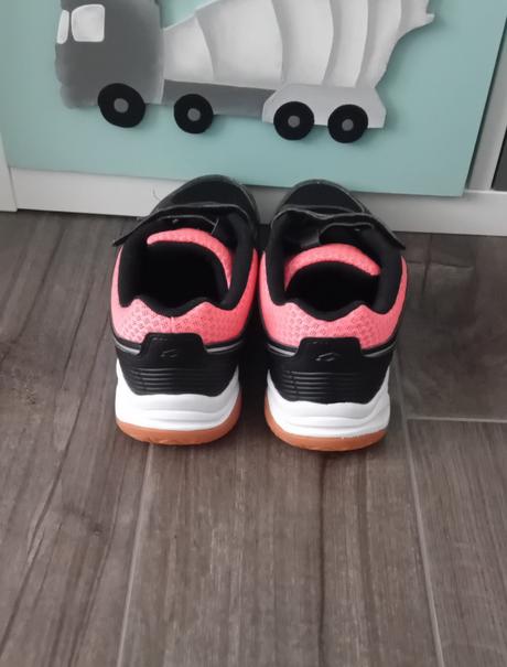 Tenisky, 34