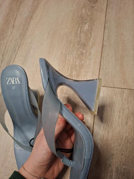 Topánky na opätku č.37, zara,37