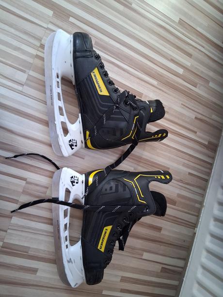 Korčule, crowned,41