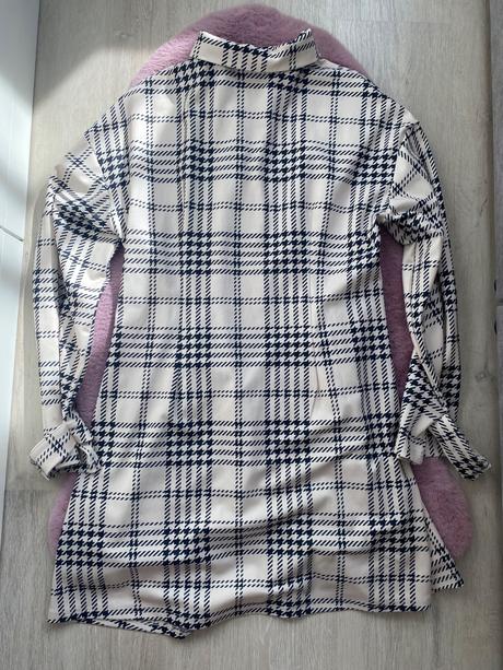 Kárované šaty s dlhým rukávom, m