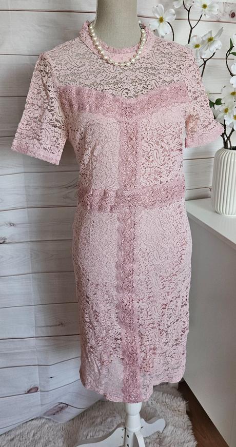 Krásne čipkové šaty, reserved,40