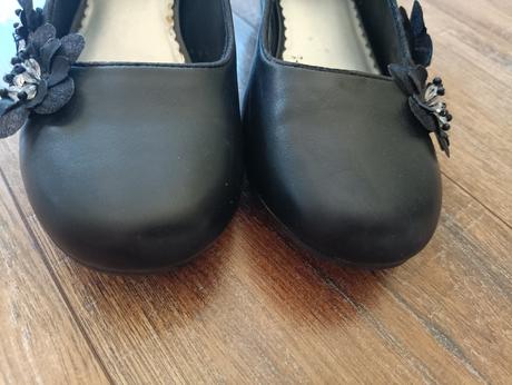 Čierne topánky na opätku, deichmann,36