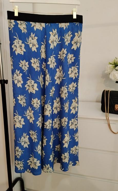 Luxusná midi sukňa by malene birger, 38