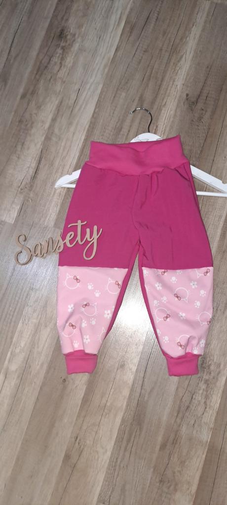 Softshellky s barančekom a rukavičkami, 92 / 98