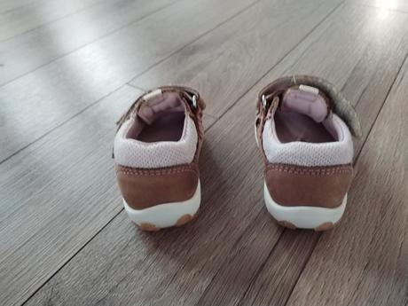 Sandalky, superfit,18