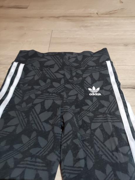 Legíny, adidas,140