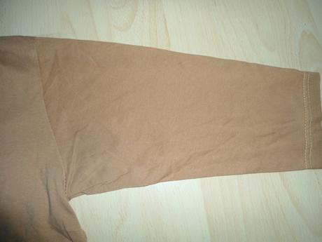 Bledohnede tricko, s