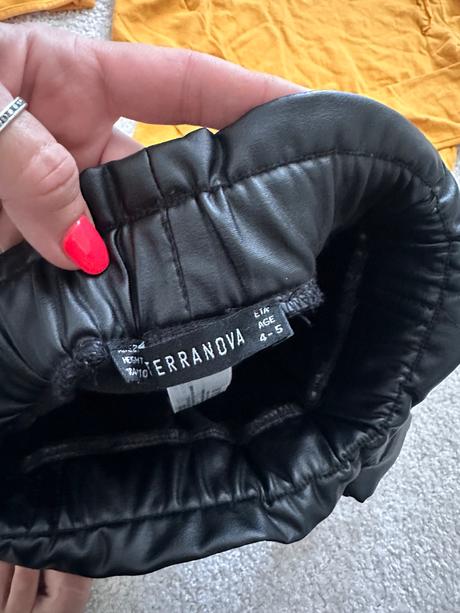 Koženkove kratasy, terranova,110