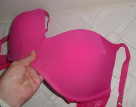 Wonderbra luxusna podprsenka, 85d