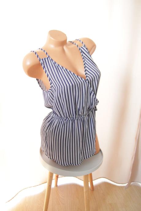 Bielo modrý pásikavý top s, s