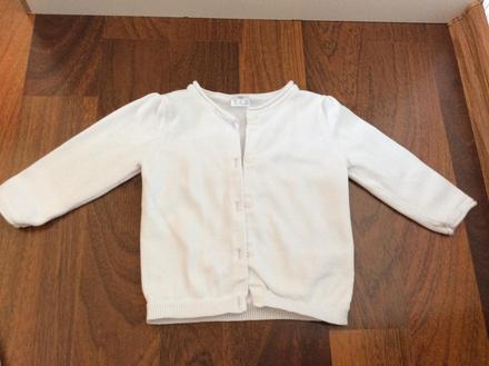Biely svetrik, f&f,80