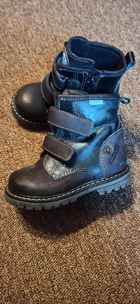 Čižmičky, lasocki,21