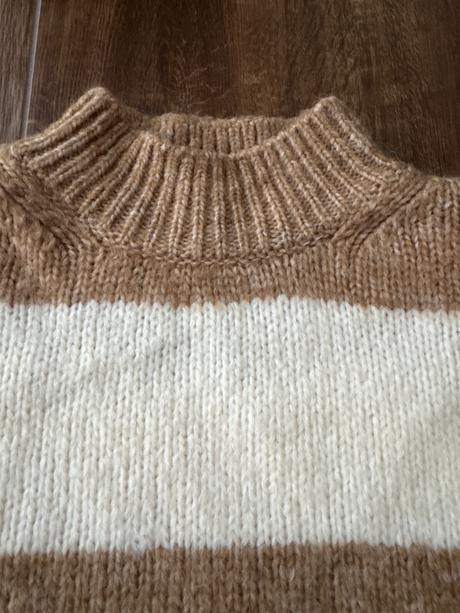 Pásikavý sveter, mango,xs