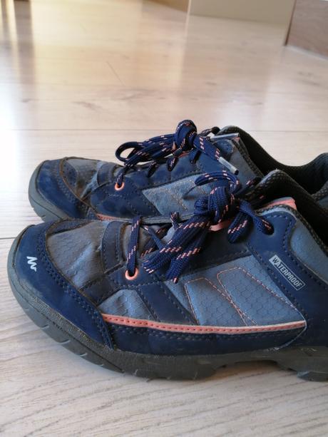 Členková turistická obuv, 37